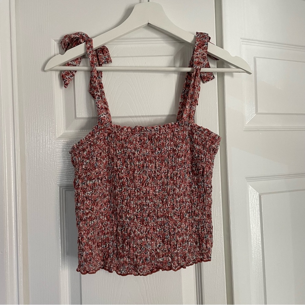 Abercrombie & Fitch Red and White Crop Top